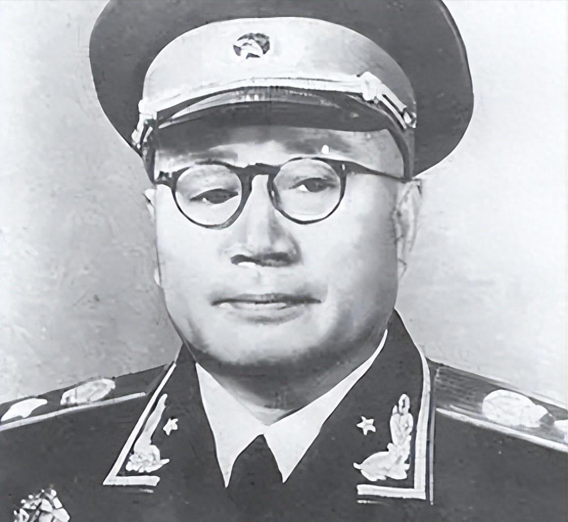 1986年开国少将肖永银在刘伯承追悼会上号啕大哭，他为何情难自已泪流满面？
19