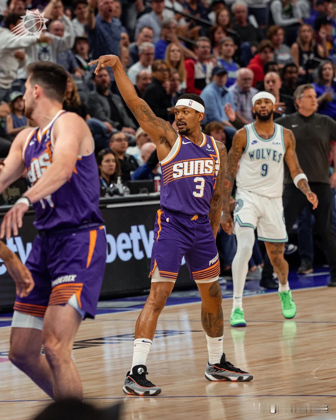 布拉德利比尔伤愈复出后：

22场比赛
18.7 场均得分
4.6 篮板
5.8