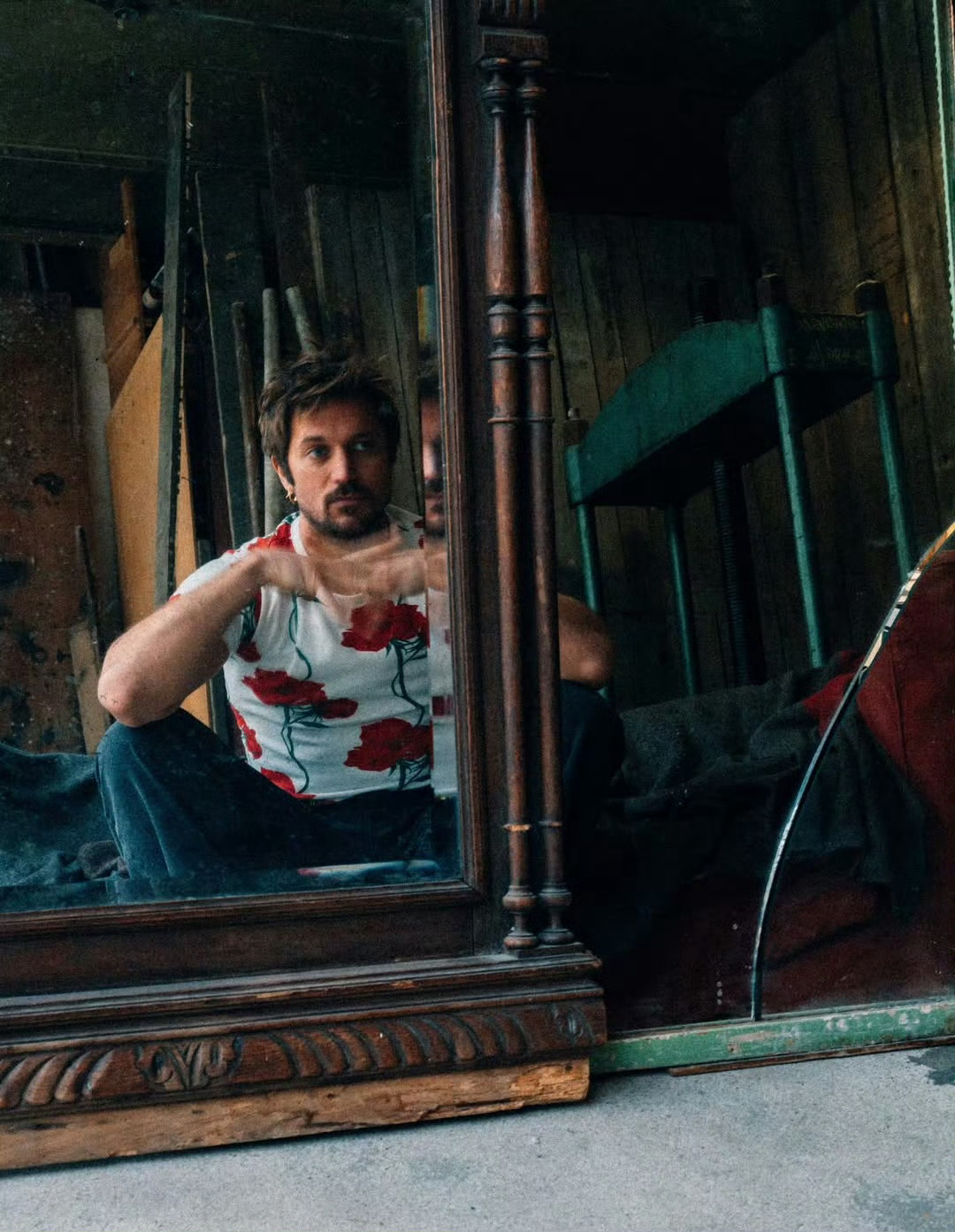 Lucas Bravo  Vestal Magazine摄影：Theo Goss