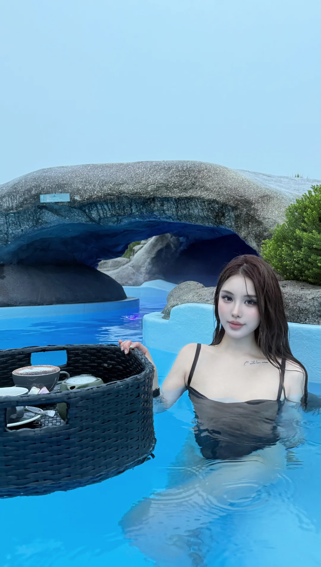 下着大雪来泡Opuke温泉♨️🧖🏻‍♀️