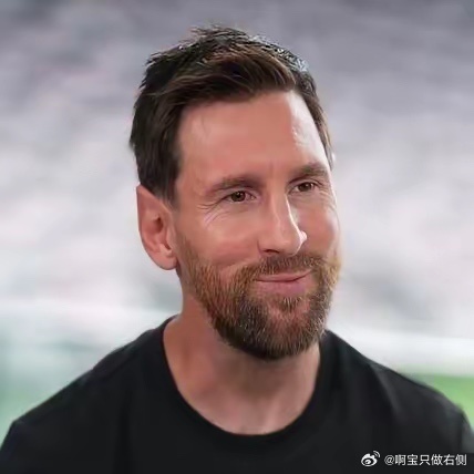 一句话，把球迷的自我安慰拆穿了。姆巴佩说，只有不碰球的人才信“梅西天赋、C罗苦练