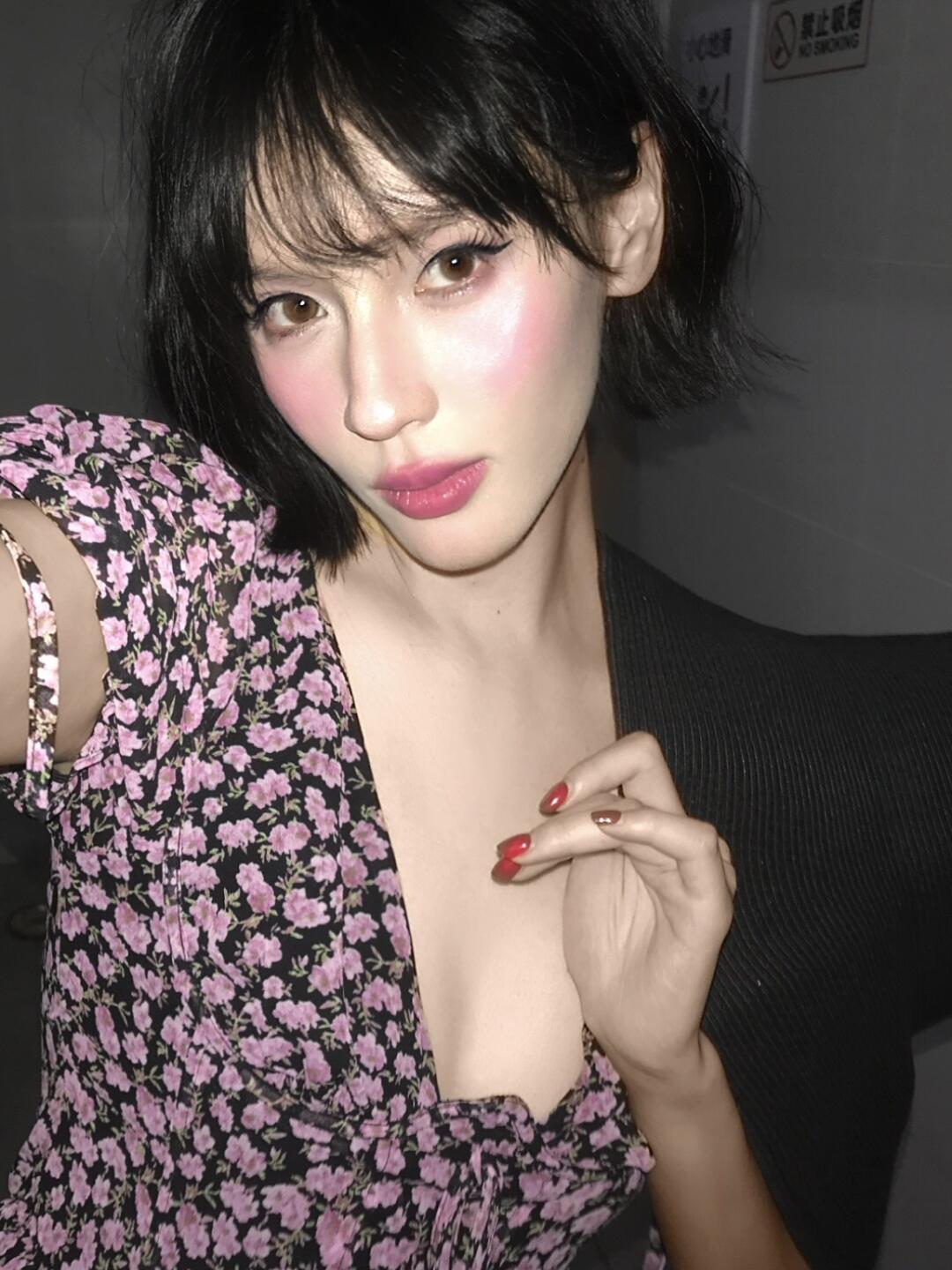 人生啊…不能没有腮红