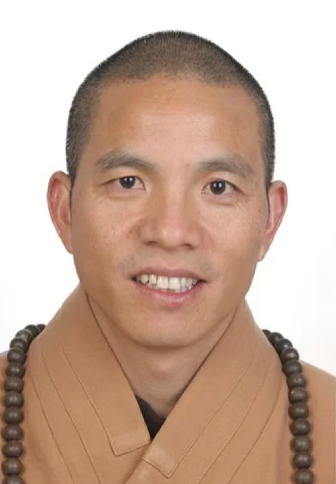 希望不要再像以前一样过过度商业化了，佛门是修行的地方，如果处处充满钱臭味，我想信