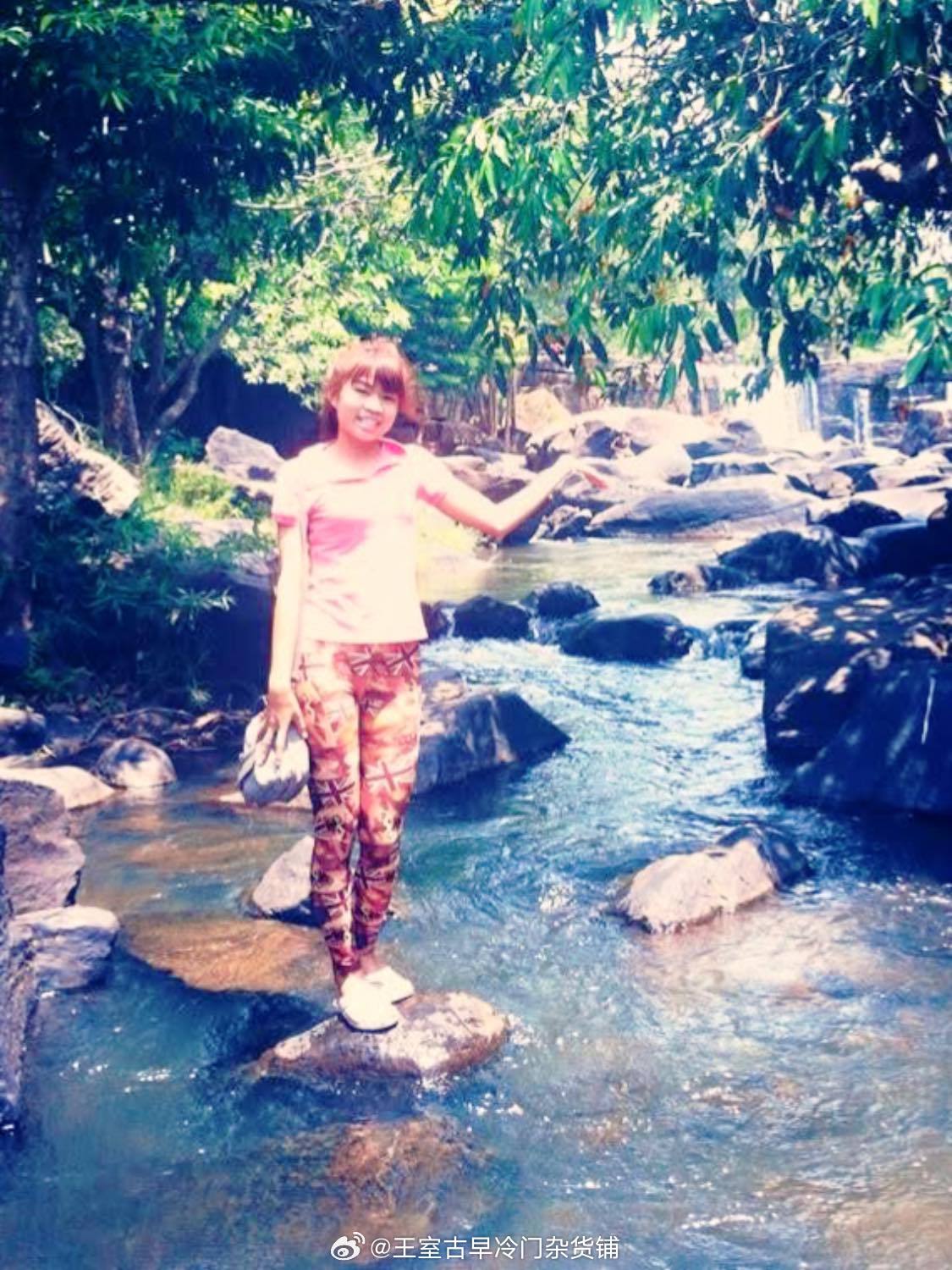 王室王室泰国王室奥拉侬 老照片：年青时代的奥拉侬小主，丑是丑了点儿，但是忽然发现