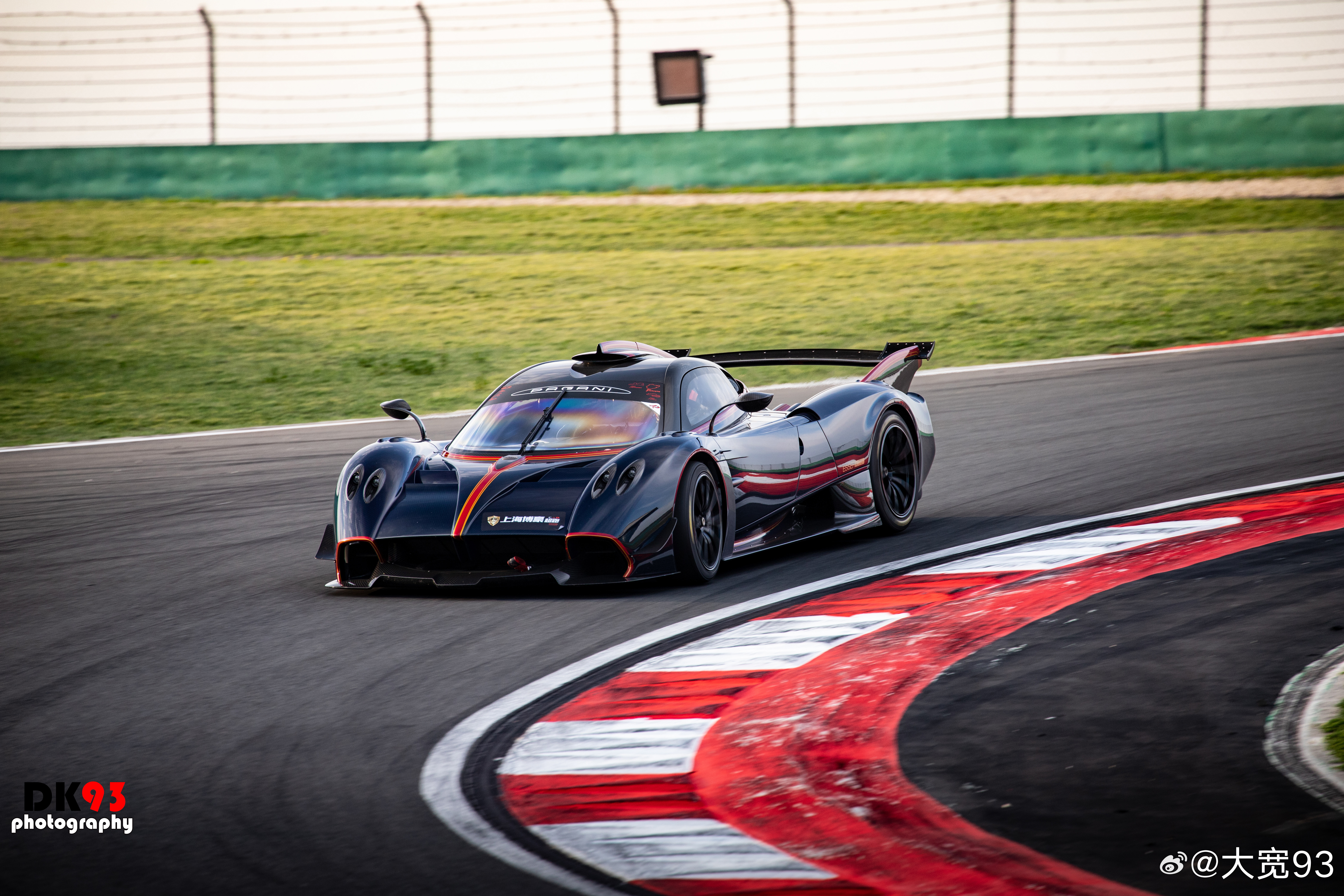 赛车还是要赛道拍 帕加尼huayra R dk93-photo赛车帕加尼