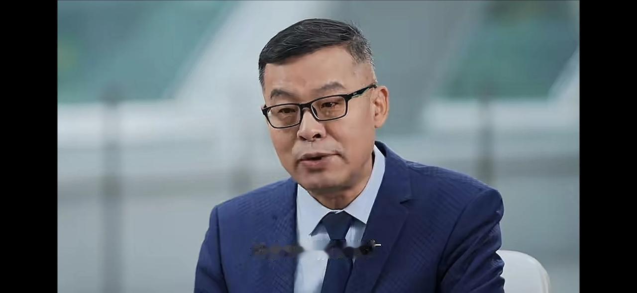 无人机占优势，俄罗斯的面包厂一夜之间改成了无人机制造厂，由此可以想象俄罗斯的国防