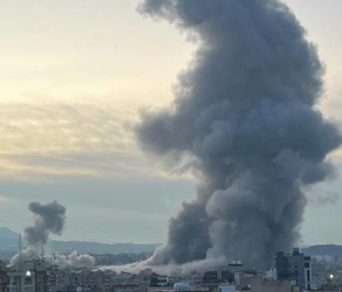 以色列炸毁美使馆大楼，白宫感到无可奈何，今后看来回不去了！

多家媒体援引以色列