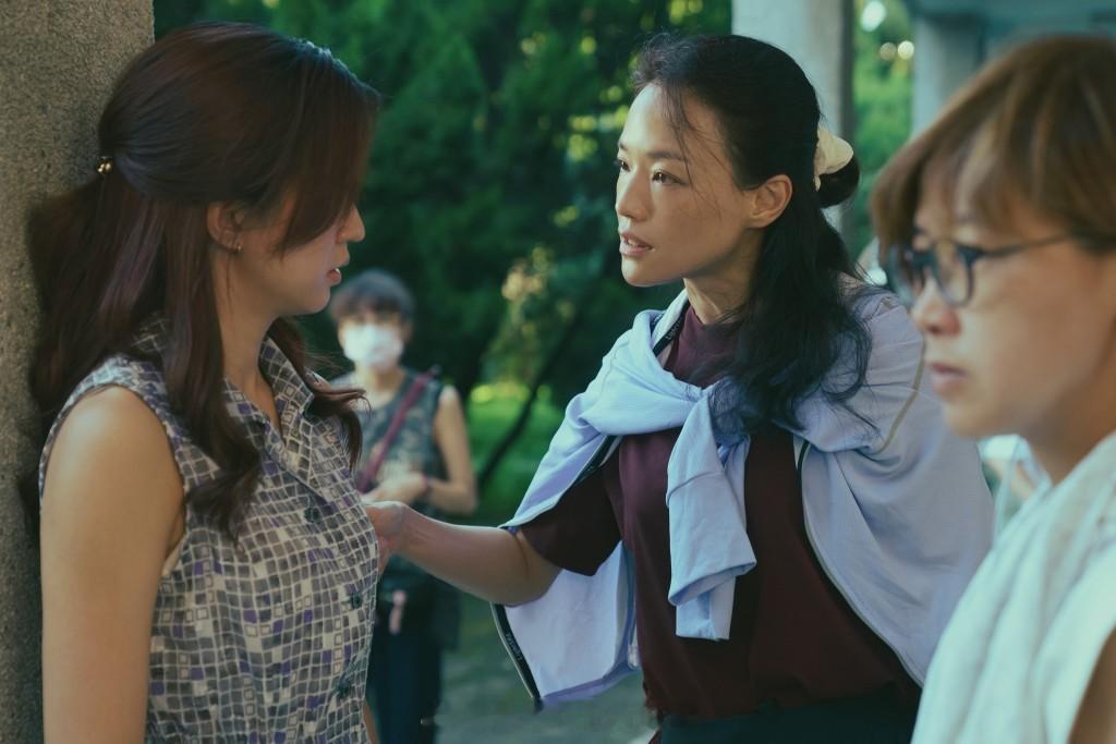 星岛：金像奖2026丨舒淇凭《女孩》勇夺新晋导演首执导以童年伤疤为题材 回顾叛逆