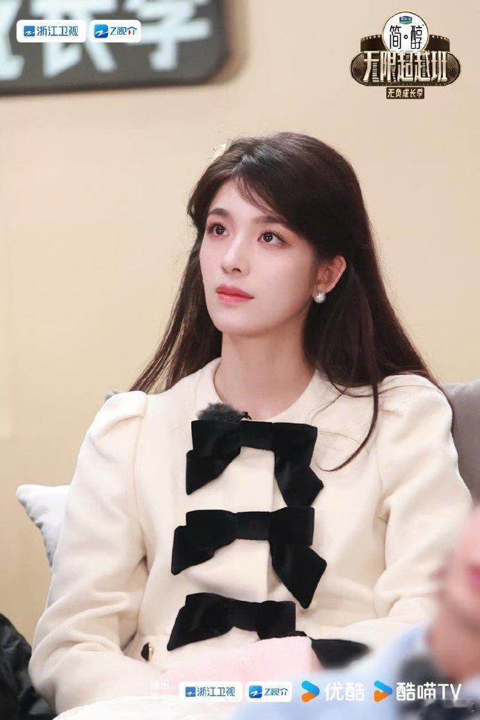 钟丽丽回应和哈妮克孜没喝中药无限超越班哈妮和钟丽丽的默契简直是天作之合，录制时一