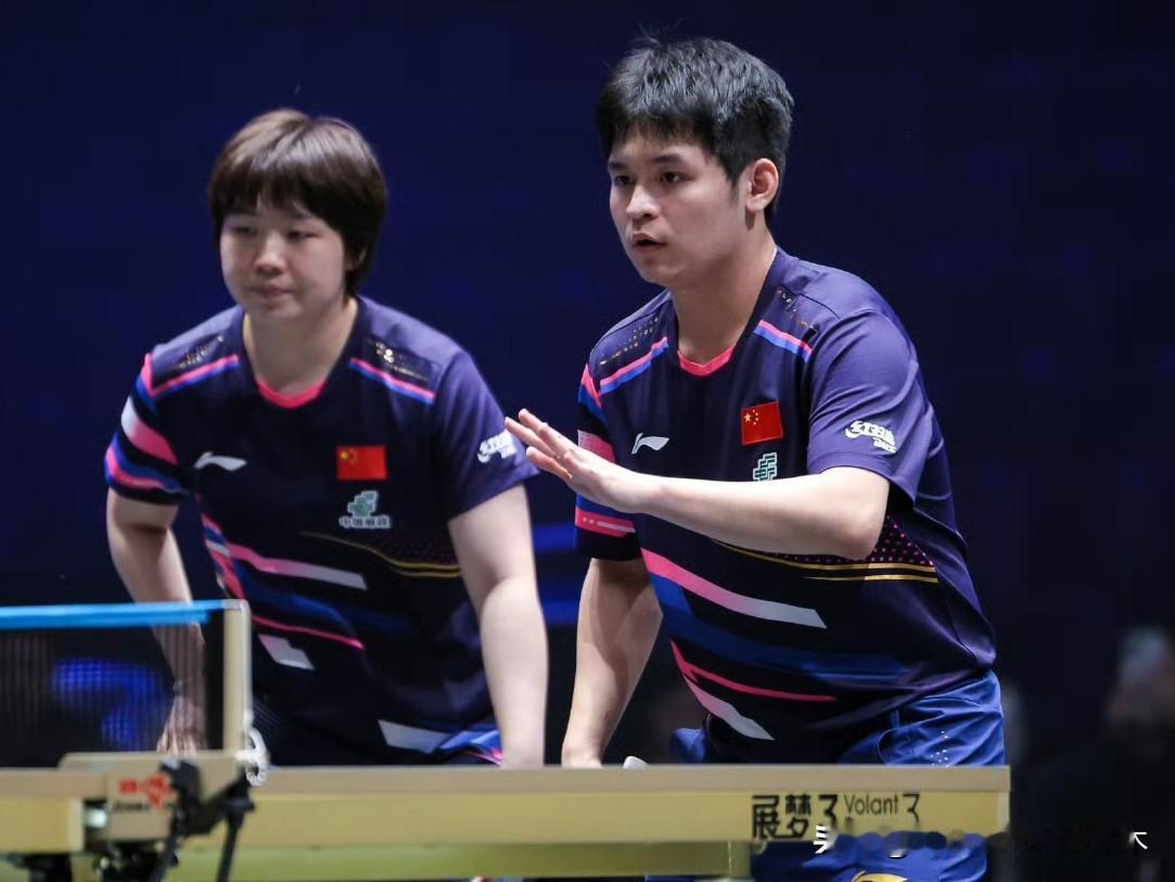 香港总决赛取消了男双、女双取而代之的是混双，这样一来不仅比赛看点少了很多，而且也