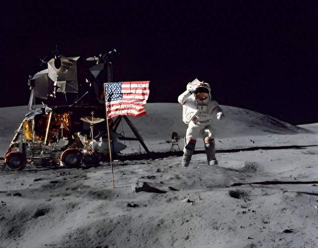 阿波罗登月57年，美国登月到底是真是假，如今最硬证据却不是照片