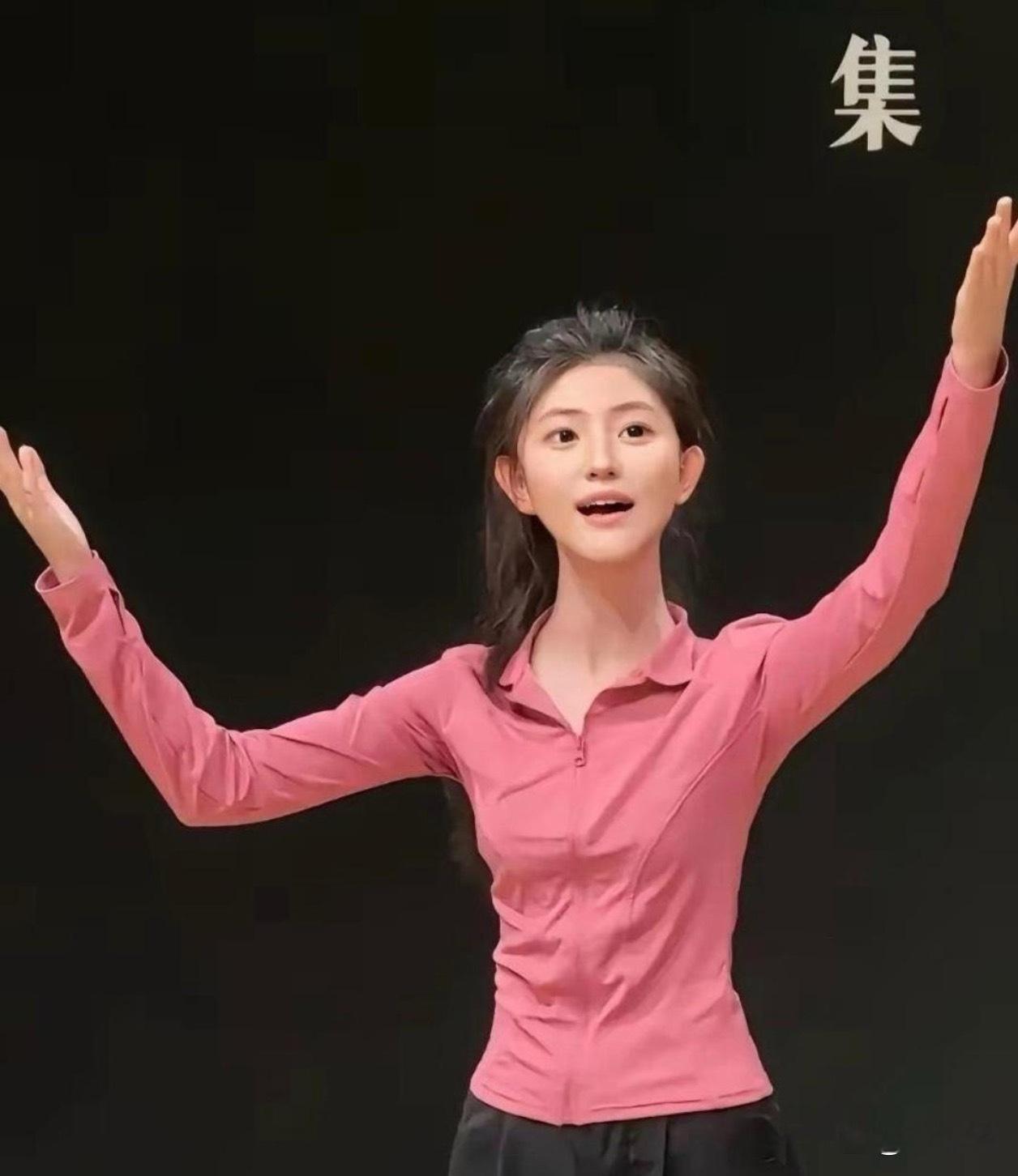 甘肃一艺考女生甘肃一艺考女生火了，被网友夸神颜！到底算不算呢？