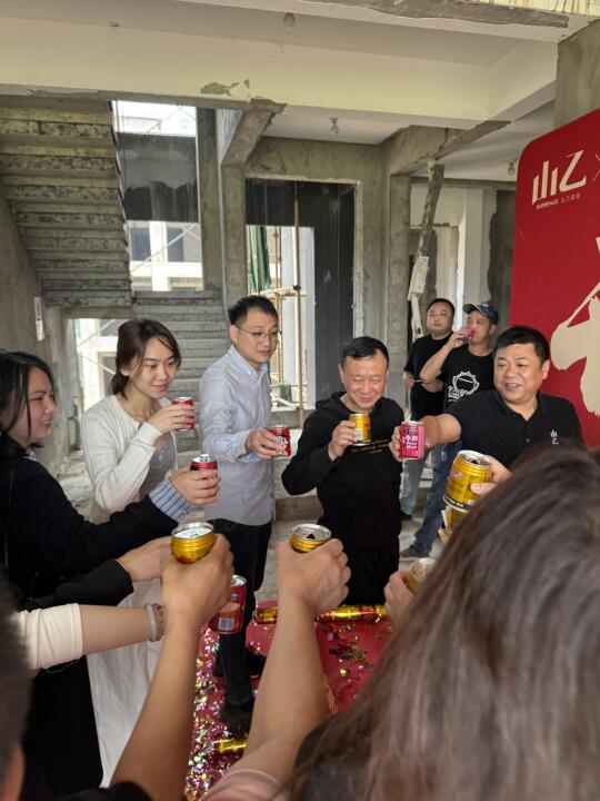 骏豪花园开工大吉