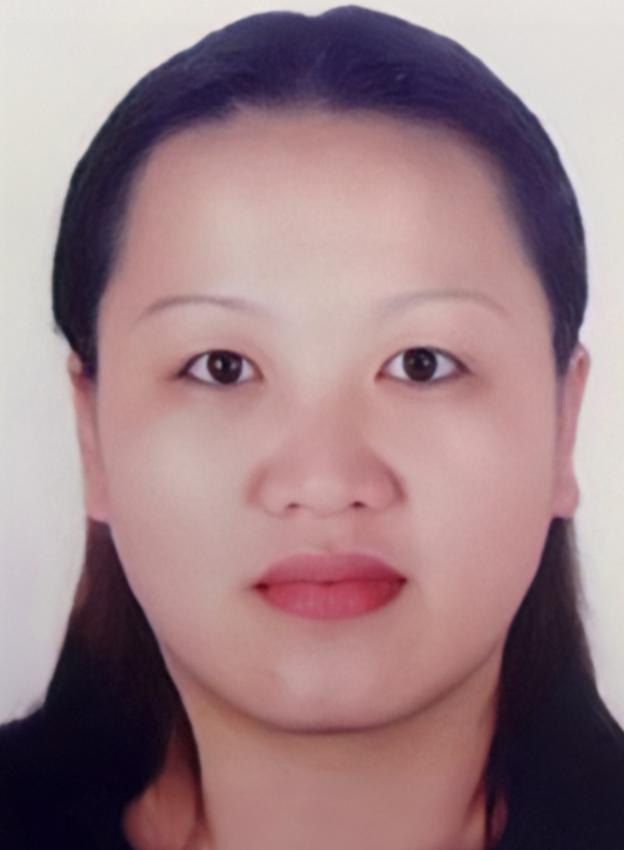 2000年，上海一名女子侵吞了92万元公款，怀孕期间逃往泰国，嫁给了一位泰国残疾