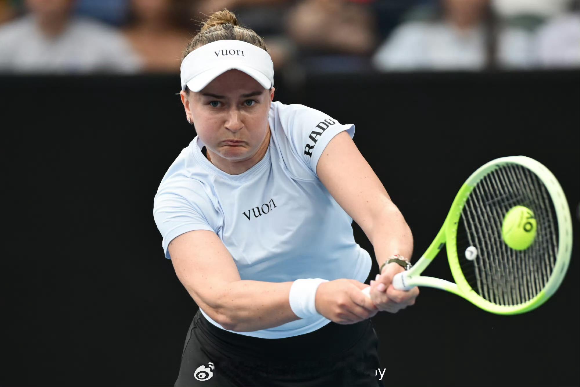 克雷吉茨科娃止步澳网首轮23号种子施耐德以2-6 6-3 6-3逆转克雷吉茨科娃