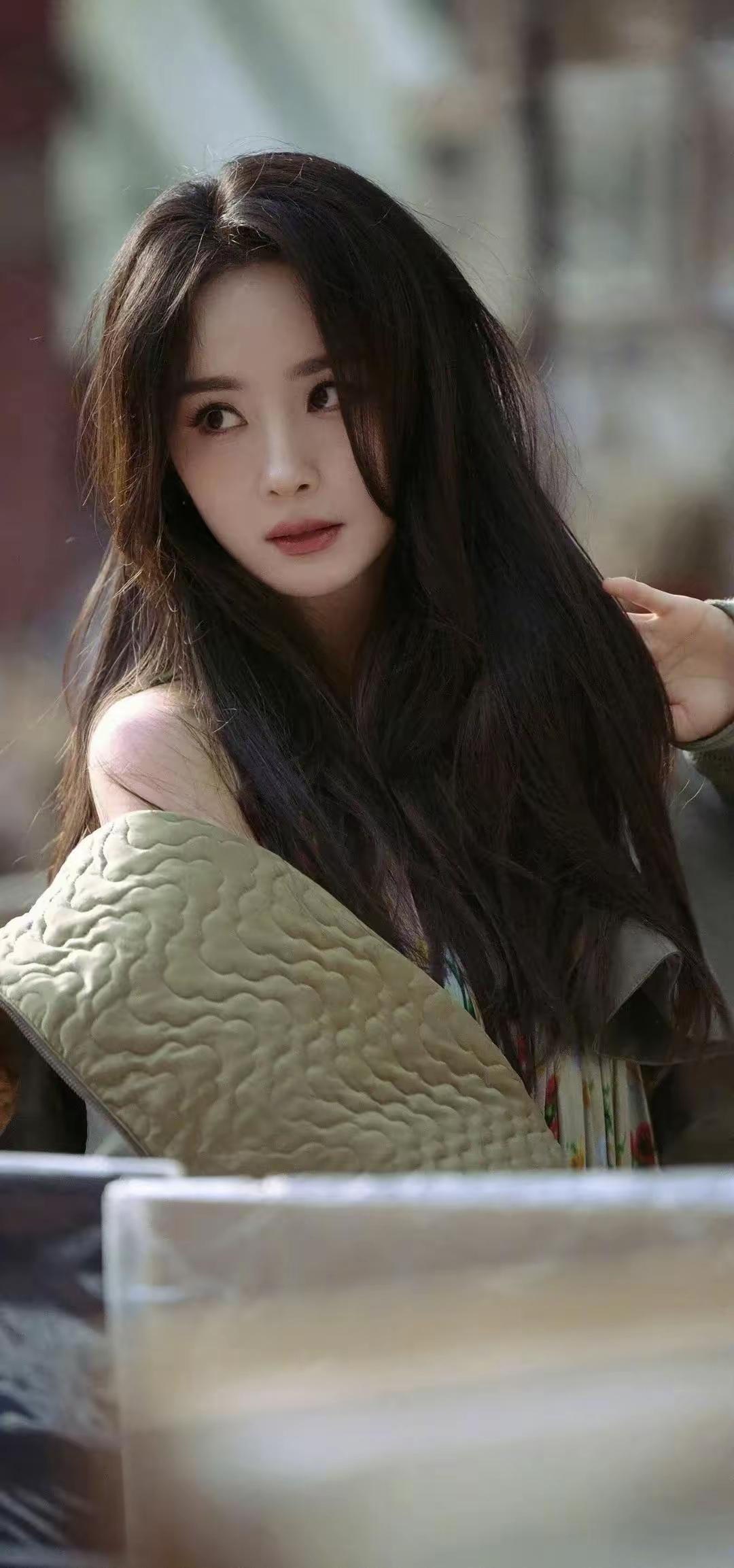 以前的人和现在的男人是怎么对待我的？？
说一个真实关于我与男人之间的事。
   