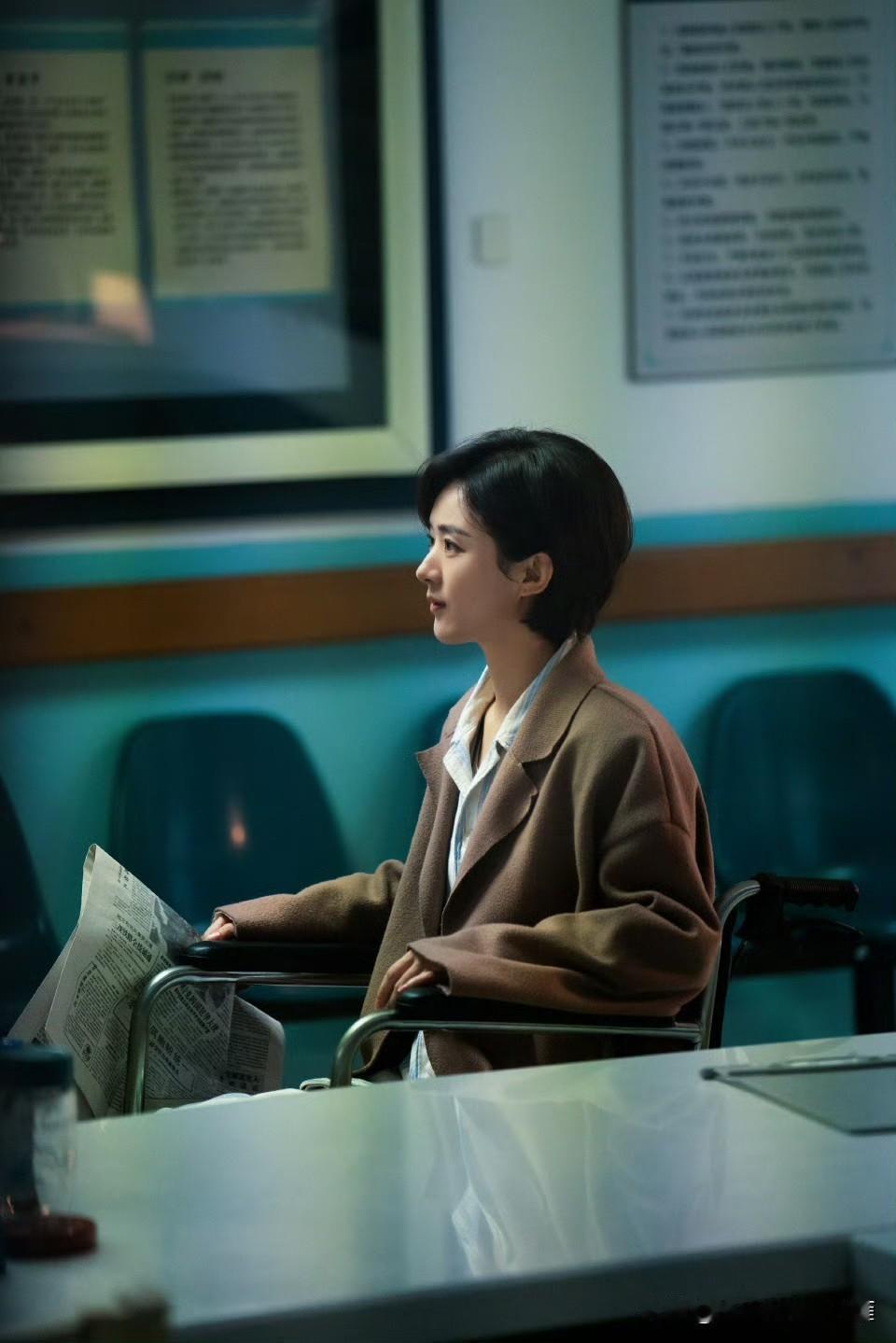 [灵光一闪]【赵丽颖李秋萍：早安！】
风轻云淡，日子悠然，
万事皆是刚刚好。
愿