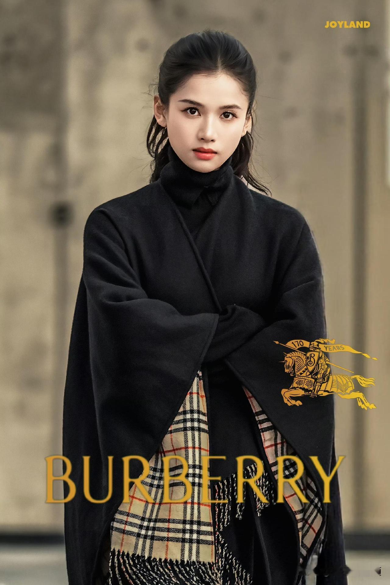❤️张婧仪Burberry最新大片出炉，身披经典格纹斗篷氛围感拉满。简约大气的造