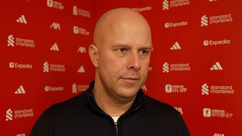 有人问为什么赛后发布会上无人主动问及戈麦斯的伤势，可能原因有二：之前的LFCTV