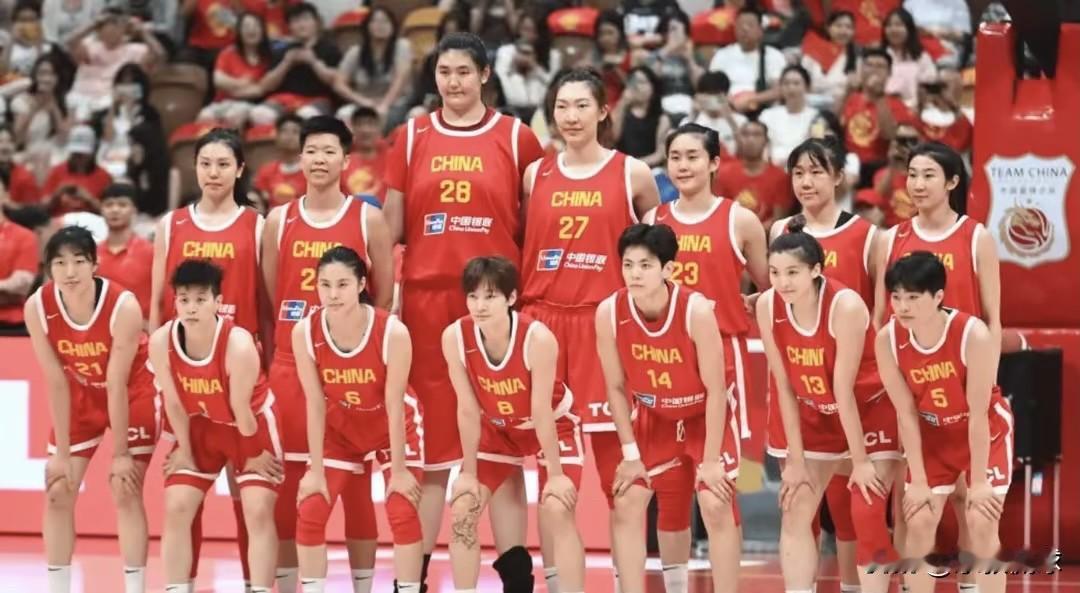 双杀日本女篮！中国女篮93-61大胜日本女篮，本场比赛球员评分：

一、满分球员
