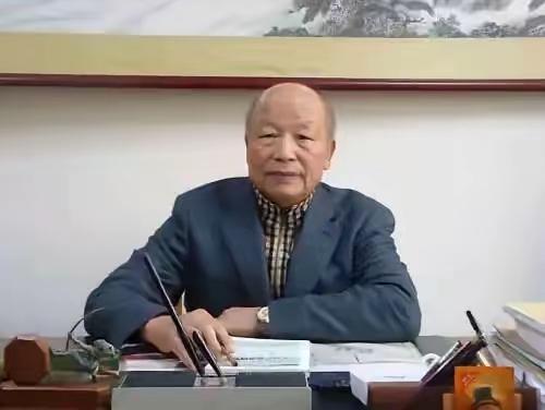 有人批珠海市领导，让珠海失去第一桶金，面对指责，他从容回应：现在你们说我丢了第一