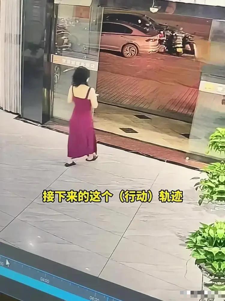 “怪了？”一名怀孕3个月的女子，和家人在海南旅游时发生争执，一时赌气独自飞回郑州