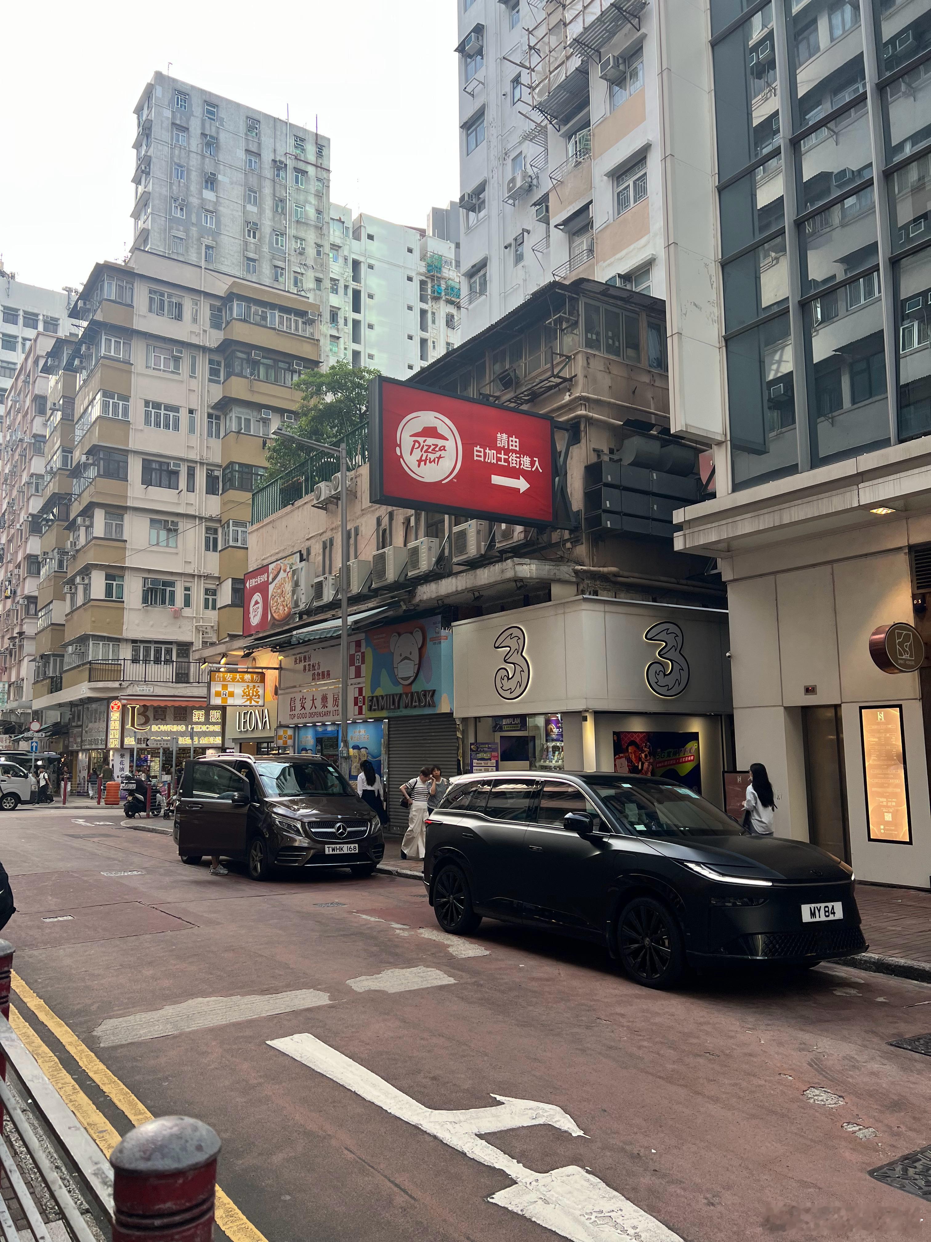 右舵广汽丰田铂智3X在香港随处可见，证明广汽丰田思路的正确和敏捷，完全可以成为全