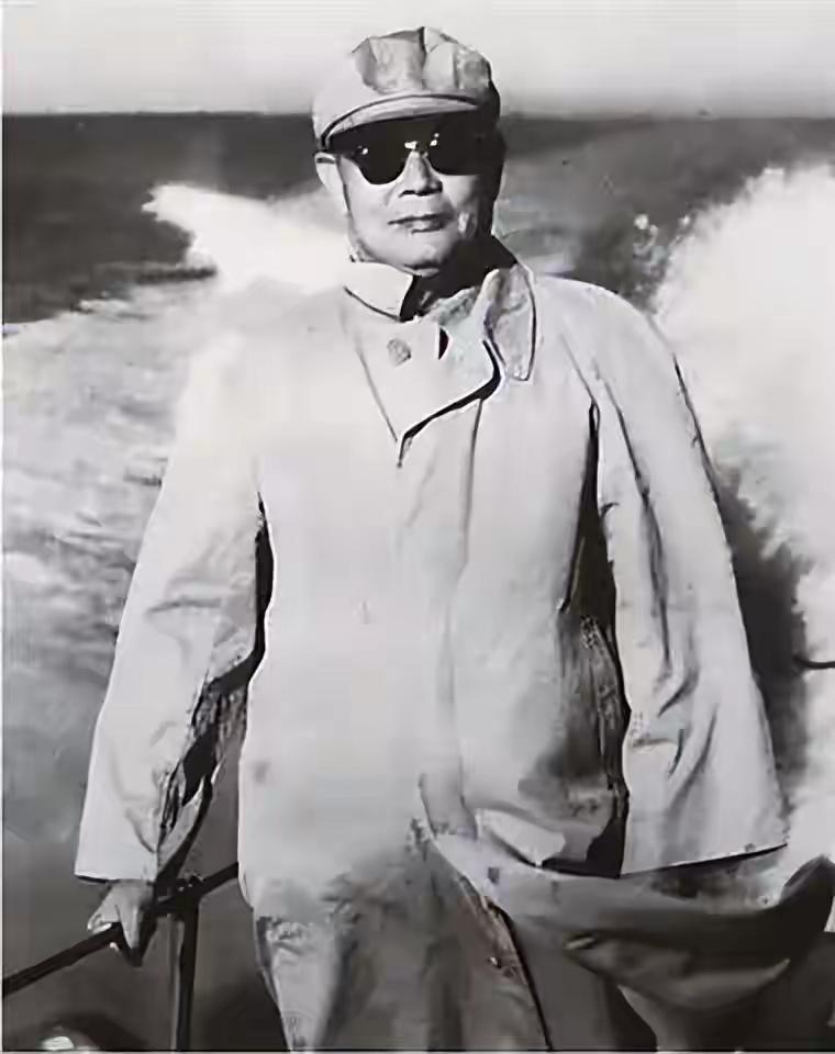 1952年薄一波反映叶帅情况，毛主席：他是有成绩的，大家要理解他

说起来那会儿