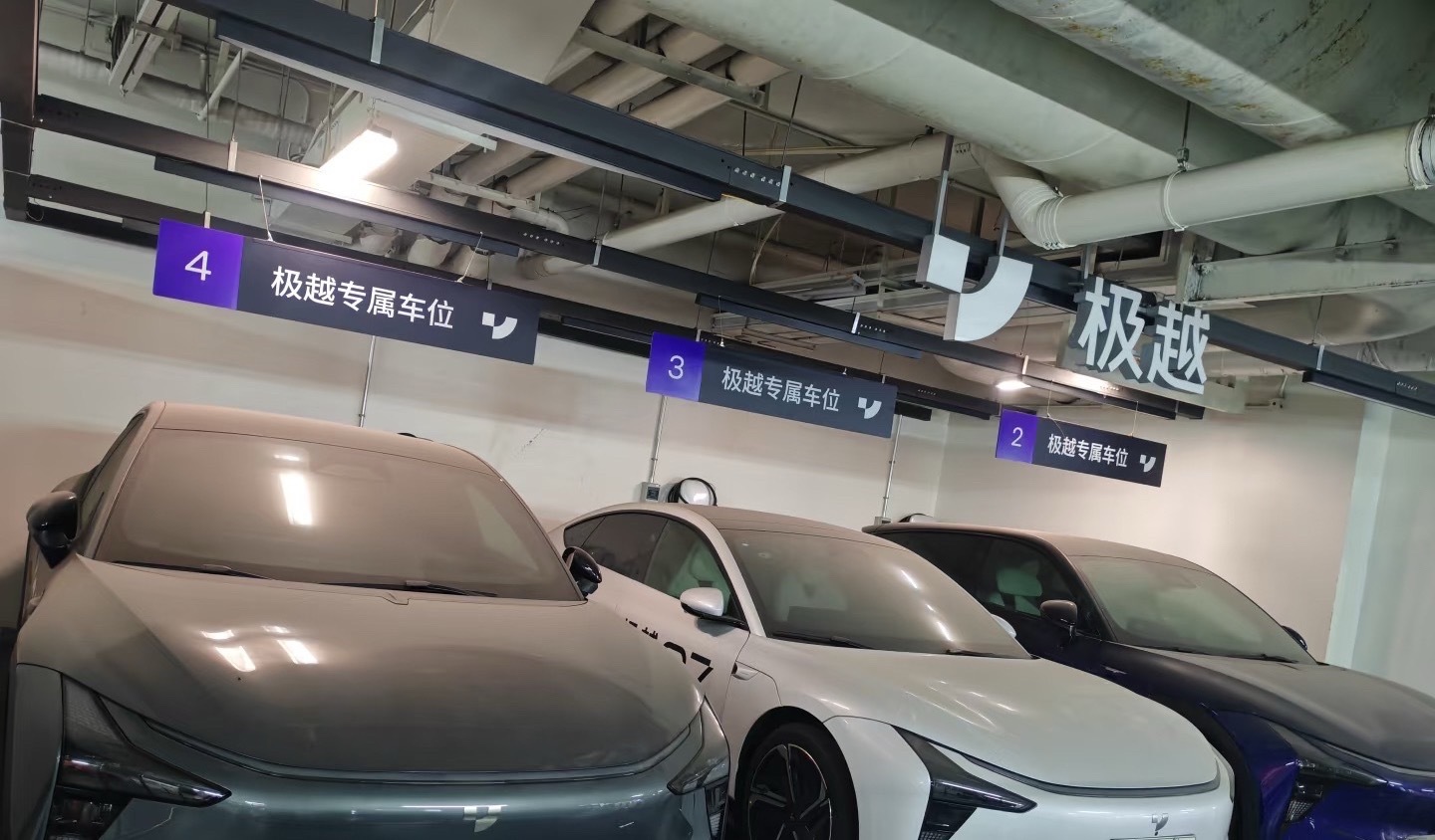 其实随着这次车企暴雷事件，我们可以清晰的清楚，买车还有一个必须要考虑的因素，就是