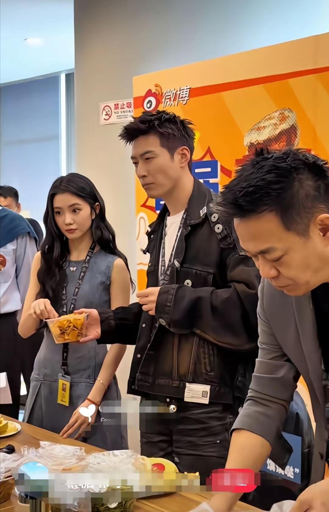窦骁演技好不好，我不评价，可是有一点不得不服，那就是他这个人很有分寸。​《主角》