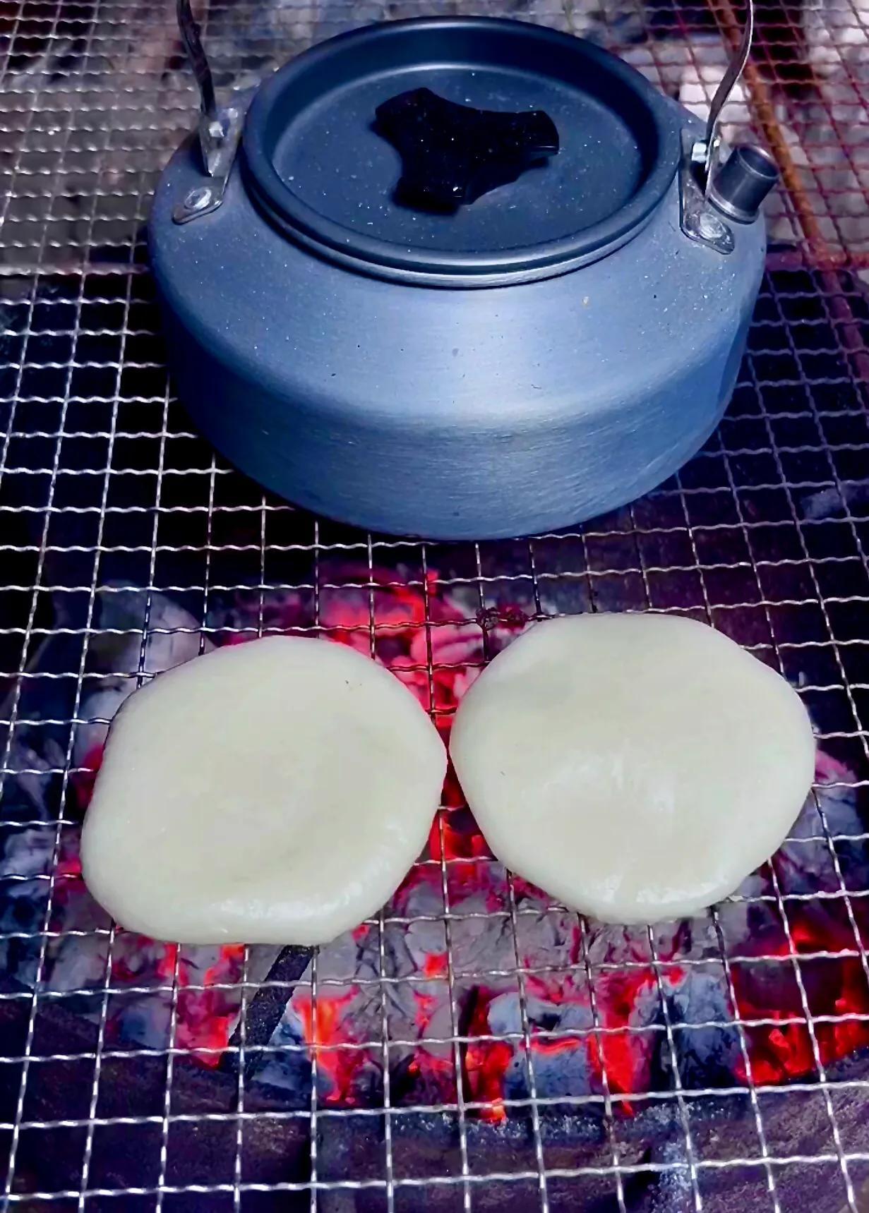 小时候的味道，烤糍粑
湖南糍粑