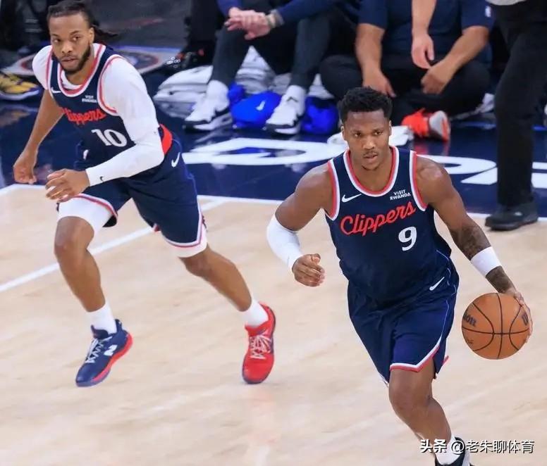 不是没有哈登快船变强了，而是哈登没有等到最强的快船队！
很多人觉得哈登走后，快船