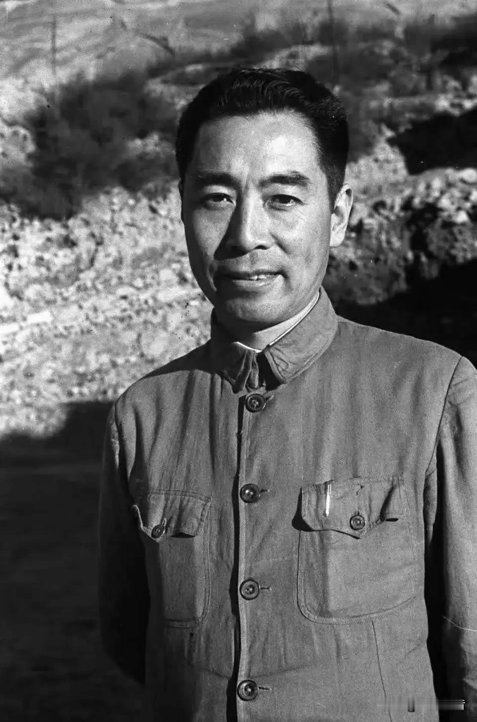 🌺🙏敬爱的周总理，致敬您的勤勉向上，传承您的精进初心！“勤勉不怠，日日精进，