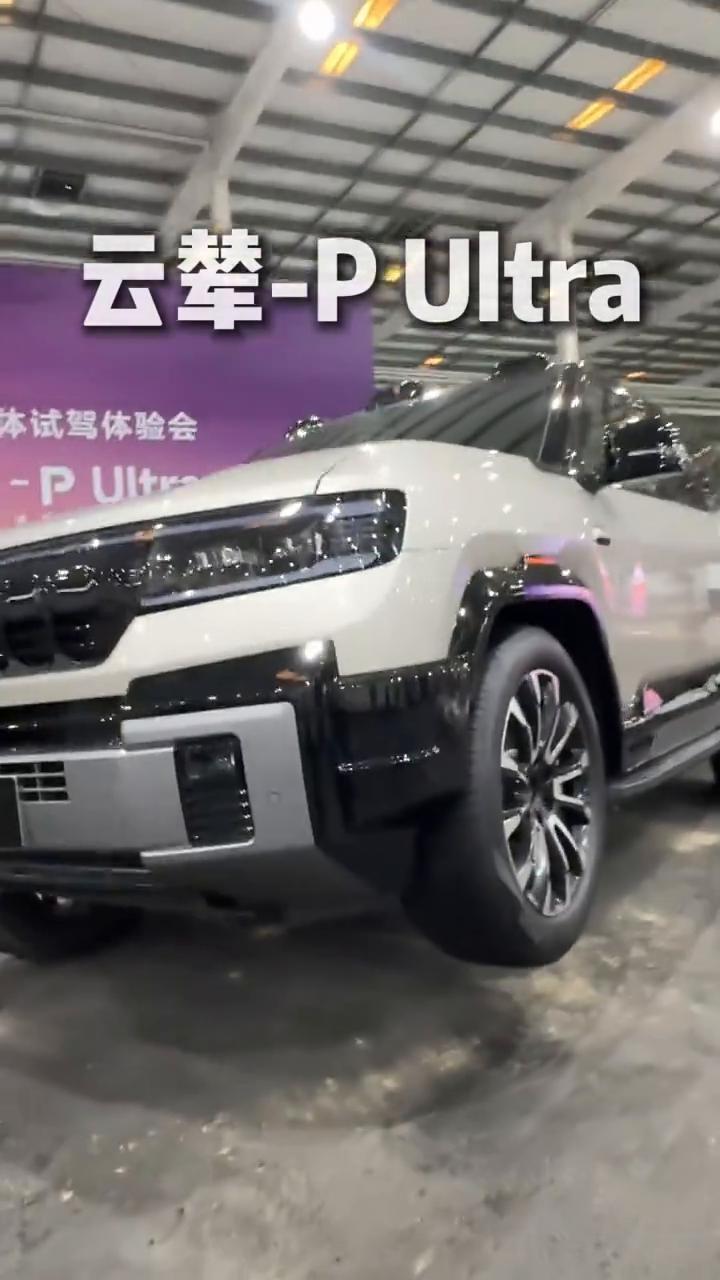 车把前后两个轮子拆掉可以高速跑到180公里，这样的车还要要备胎吗？王传福当年吹过