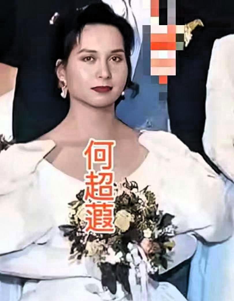 我能接受何超蕸60岁就走了，
也能接受她至今未婚未育，
但真的接受不了，她这一辈