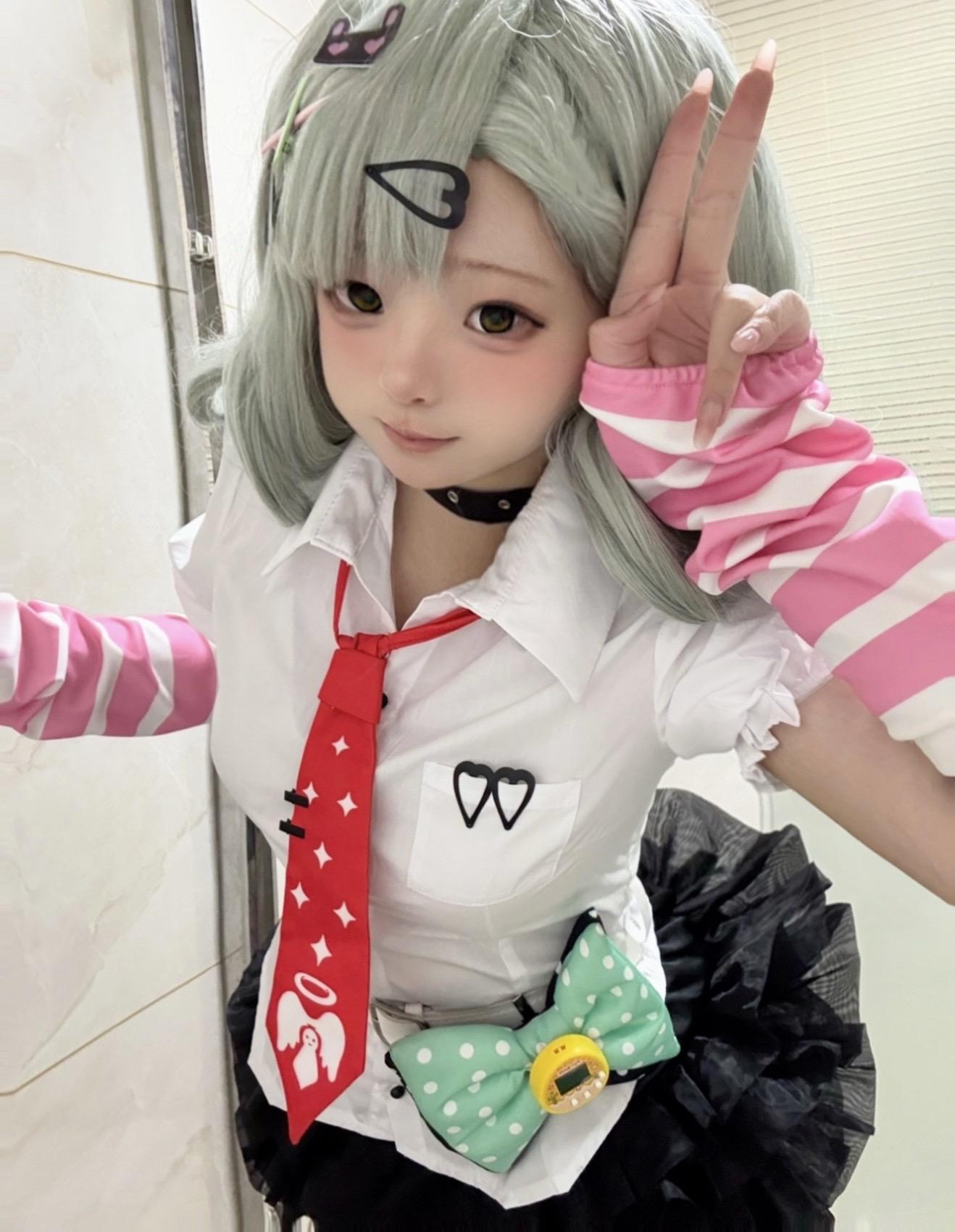 蕾咪。