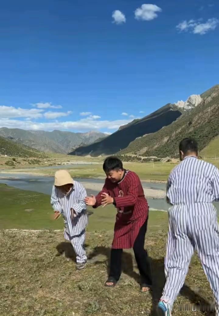 李要得为什么一夜之间靠2200多万的点赞、22分钟的短视频一鸣惊人？
因为以下几
