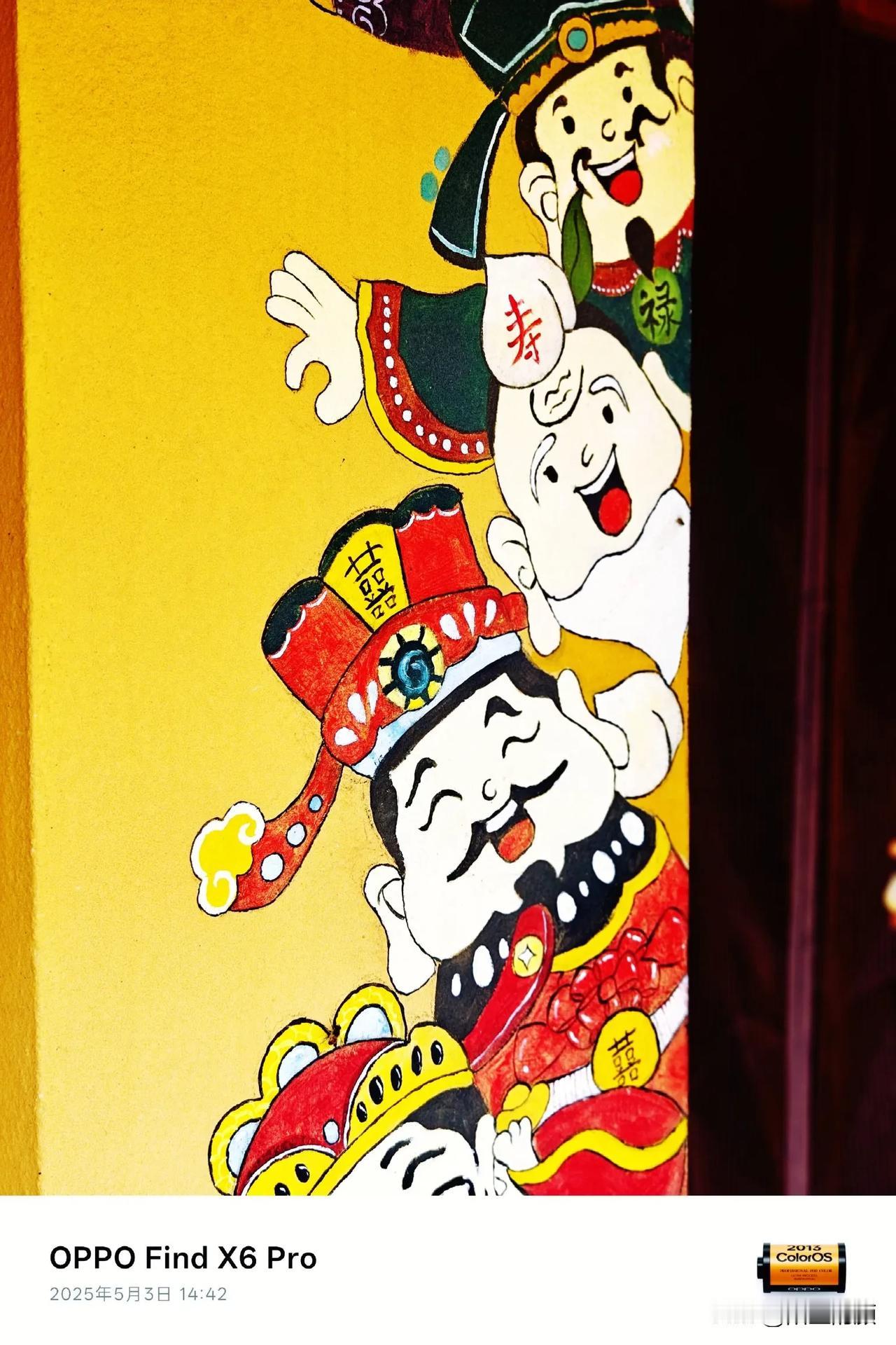 高中女教师，谁也不容易！
     两个年轻女同事说起工作和家庭不能平衡之苦，尤