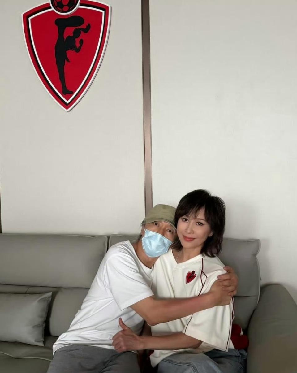 你肚不肚饿？我煮碗面给你吃？周星驰