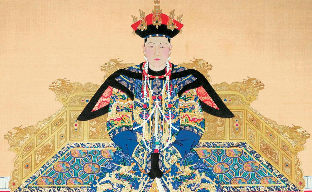 康熙因政治与赫舍里氏结合，但赫舍里是幸运的。二人做到相敬如宾，赫舍里的早逝，也成