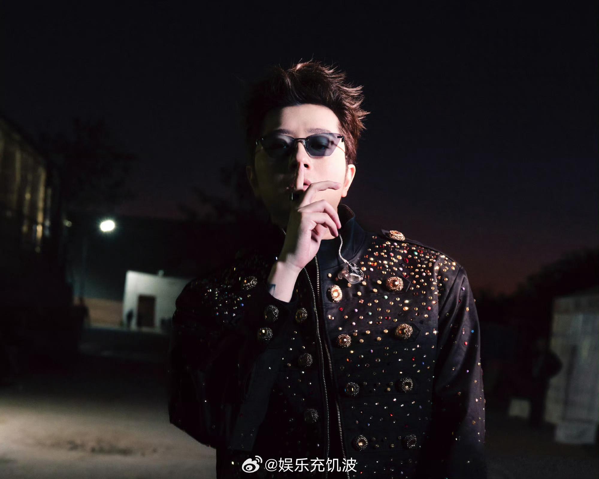 王以太这个行还是我摁的行披荆斩棘的好友来了披荆斩棘总决赛 总决赛好友局太好嗑！王