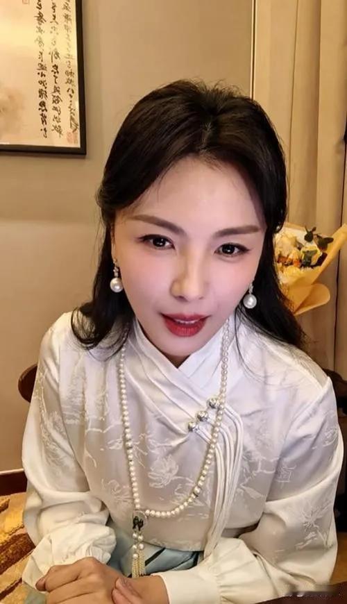 刘刘涛演技杀疯了 刘涛吧趁现在 刘涛说了算 涛回应不拍戏传闻，称并非不拍戏，而是