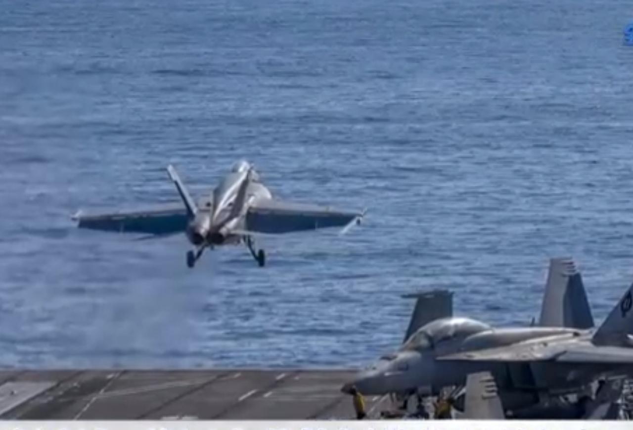 路透社报道:美军刚刚击落了伊朗的无人机，伊朗迅速还手。

一架伊朗的无人机在阿拉