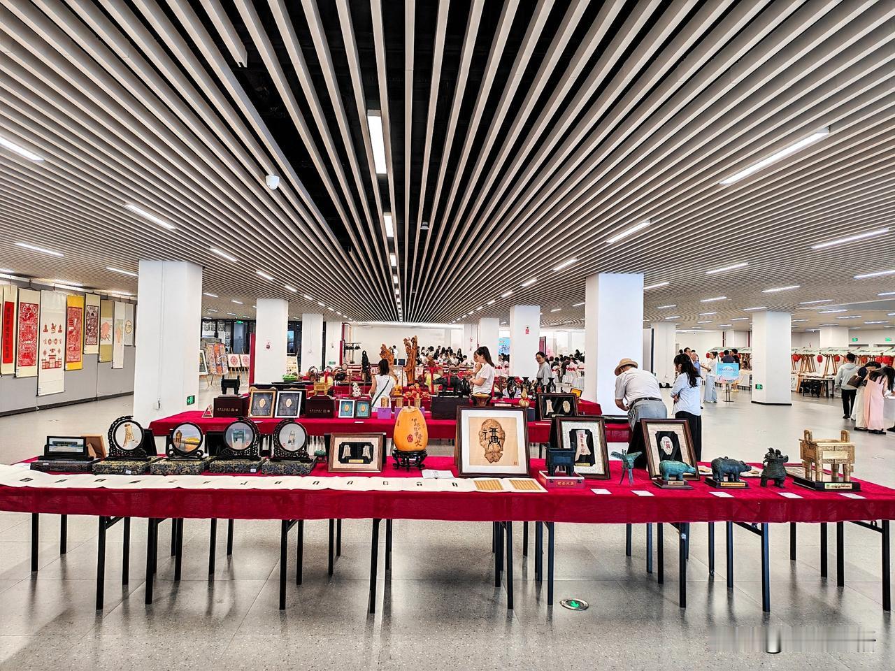 甲骨文脉 翰润省运（十五）
——书法美术摄影民间文艺精品联展