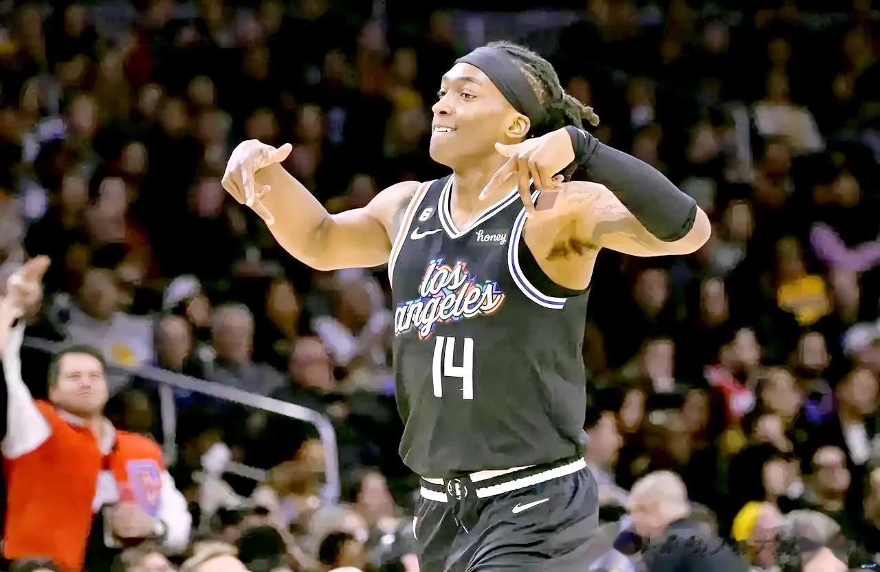 #NBA常规赛# 
北京时间11月6日NBA快船队官方更新球队伤病名单：后卫球员