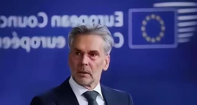 荷兰曾扬言“硬抢稀土”？荷兰官员表示，如果中国断供稀土，他们会采取“必要手段”。