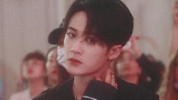 你知道吗？第21届中国长春电影节金鹿奖颁奖现场，檀健次凭借《震耳欲聋》中聋哑人律