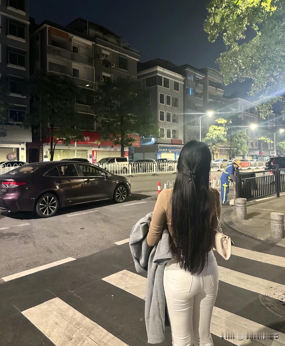 我试着销声匿迹 后来发现真的无人问津