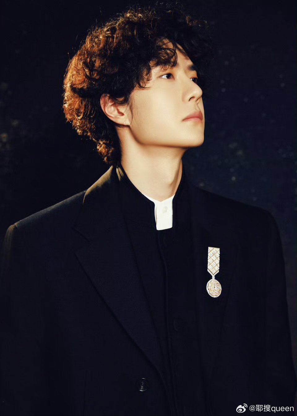 王一博 大明星回内娱贵公子气场全开！王一博正式登场，大明星归来超惊艳✨ 一袭黑色