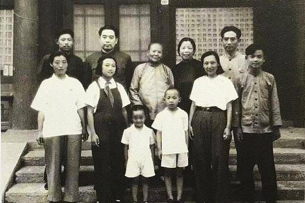 周秉德被调回北京，面对伯父周总理的质疑，邓颖超温和回应：她也是军人家属不是吗？